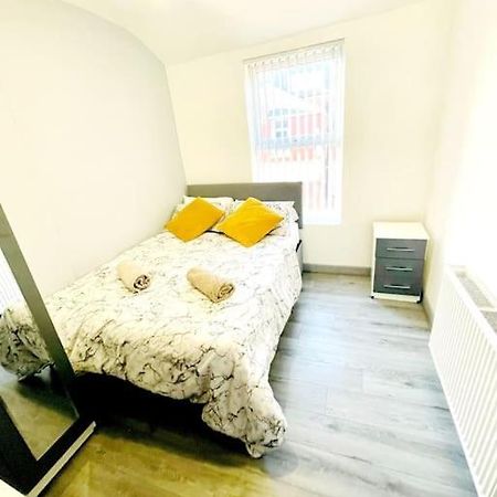 Entrepreneur Stays - 8 Guest House Liverpool Extérieur photo