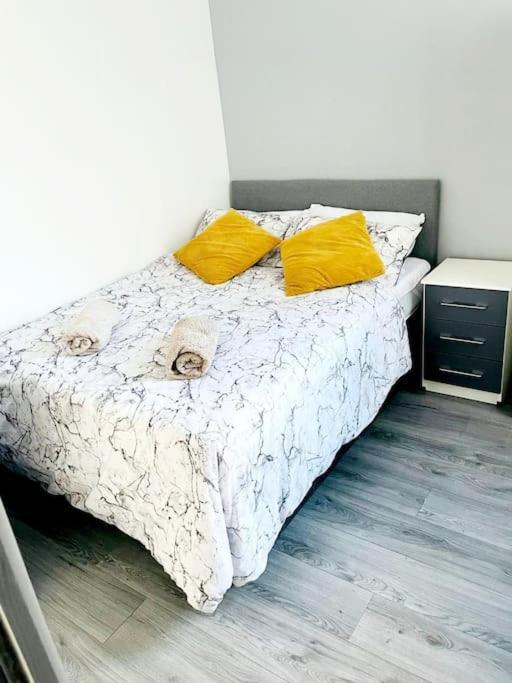 Entrepreneur Stays - 8 Guest House Liverpool Extérieur photo